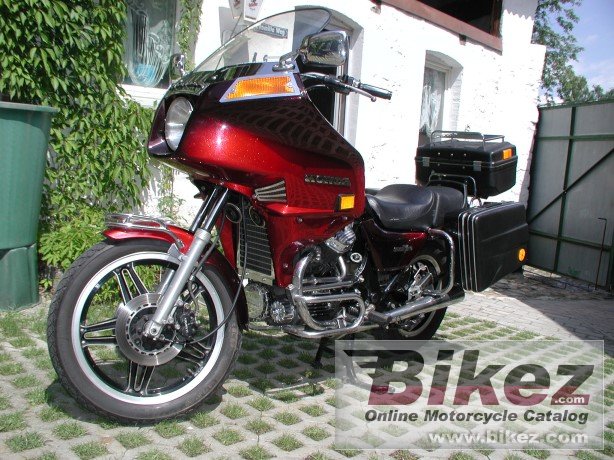 Big  gl 500 silver wing picture and wallpaper from Bikez.com